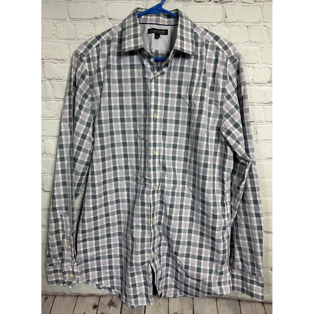 Banana Republic non-iron tailored slim fit‎ plaid long sleeve button up, sz L